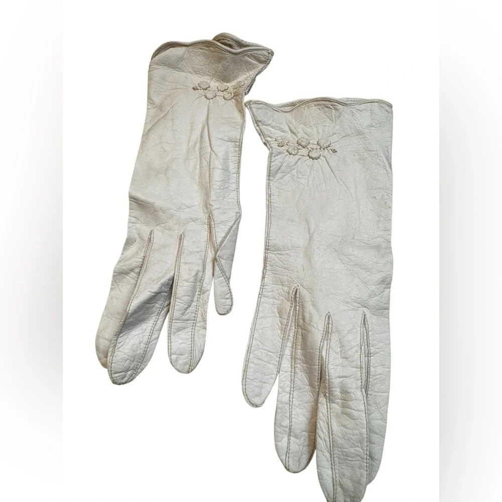 VINTAGE White Leather Kid Gloves Driving Women’s Washable Size 6.5 SM Costume